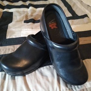 Dansko Shoes/Clogs sz 44/11US